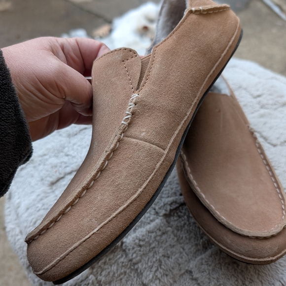 Women's Olukai Lined Fuzzy Tan Suede Slippers Size 11 - Picture 2 of 4
